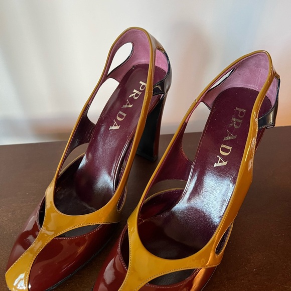 NWT Prada Patent Leather Colorblock Pattern Pumps - Picture 8 of 11